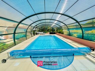  Maison  vendre 9 pices 350 m