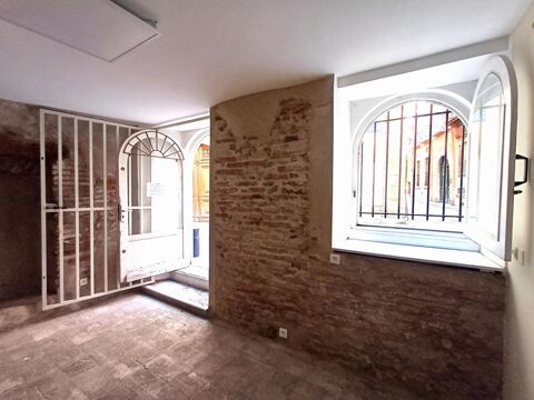   66000 PERPIGNAN - MURS COMMERCIAUX LIBRES  29.88 m² 