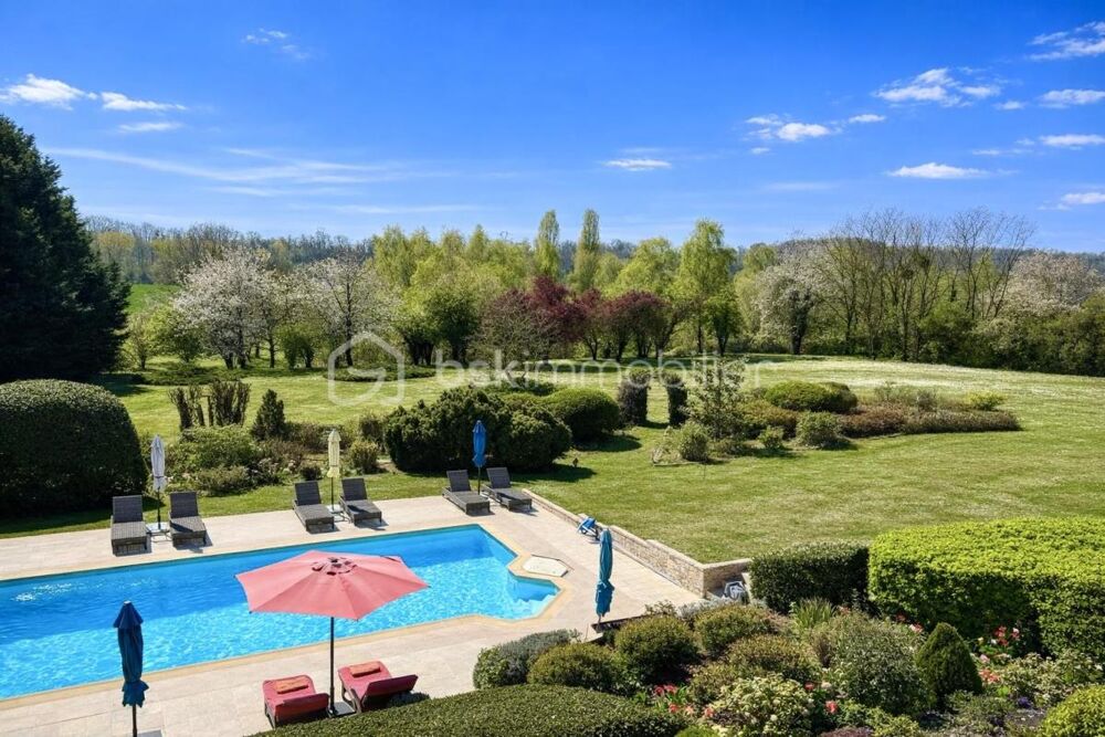 Domaine dexception sur 2,4 hectares avec 3 habitations, piscine et étangs  30 min Paris