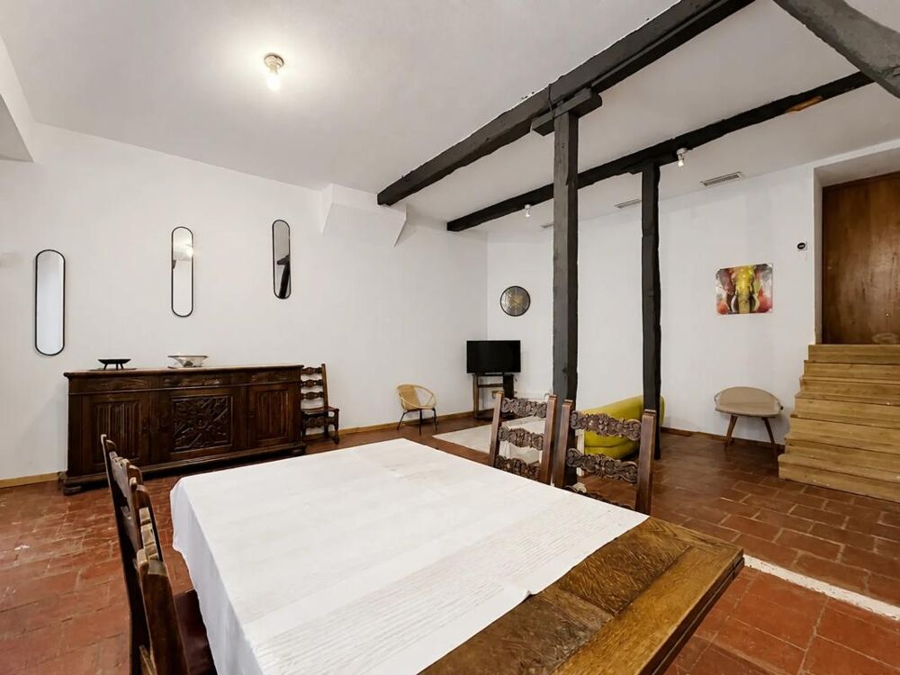 Maison de ville de 126 m² avec garage, cour intérieure