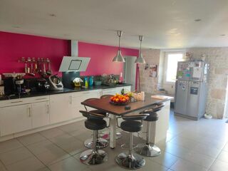  Maison � vendre 10 pi�ces 220 m�