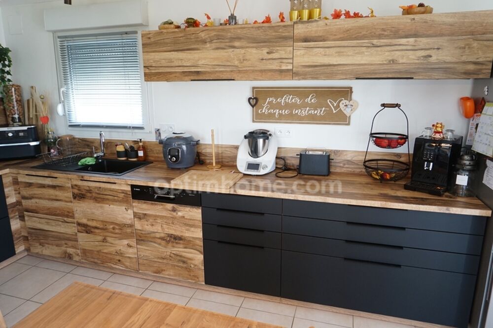 Vente Maison Magnifique pavillon climatisé en plain pied avec garages pour 3 voitures et grande terrasse couverte Montcey
