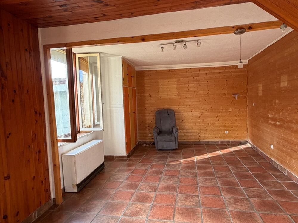 MAISON 4 CHAMBRES AVEC GARAGE ET JARDINET