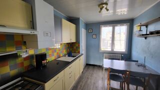  Appartement à louer 4 pièces 70 m²