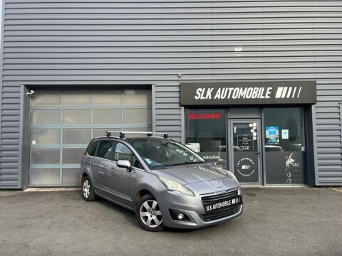 Peugeot 5008 - 1.6 HDi 112ch ACTIVE 7places