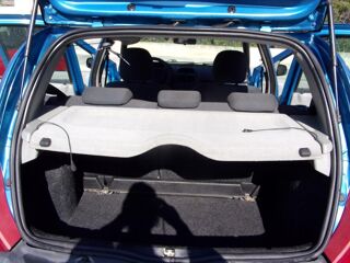 Clio II 1,5 DCI DYNAMIQUE 80CV 2004 occasion 13510 &Eacute;guilles