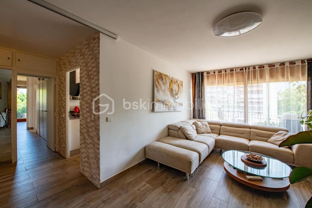 Vente Appartement ANNECY – QUARTIER NOVEL – T4 RÉNOVÉ DE 88 M² AVEC BALCONS, VUE MONTAGNE ET CAVE Annecy