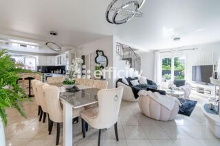  Maison � vendre 7 pi�ces 140 m�