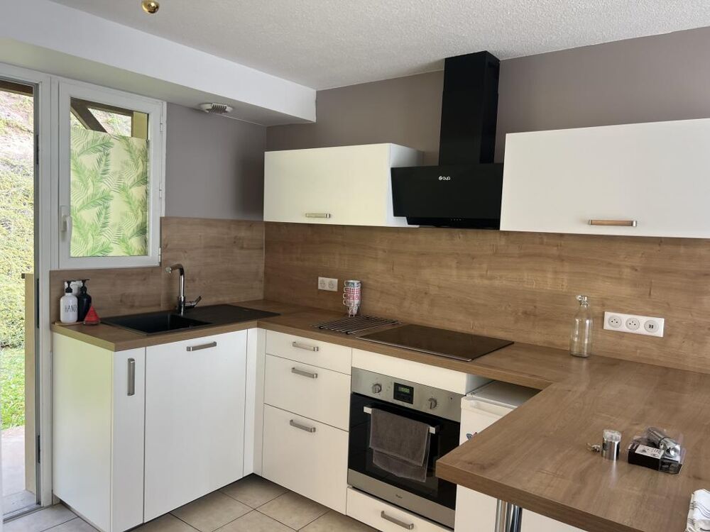 Location Duplex/Triplex A LOUER JOLI TYPE 1 BIS EN DUPLEX ENTIEREMENT MEUBLE Villefranche de rouergue