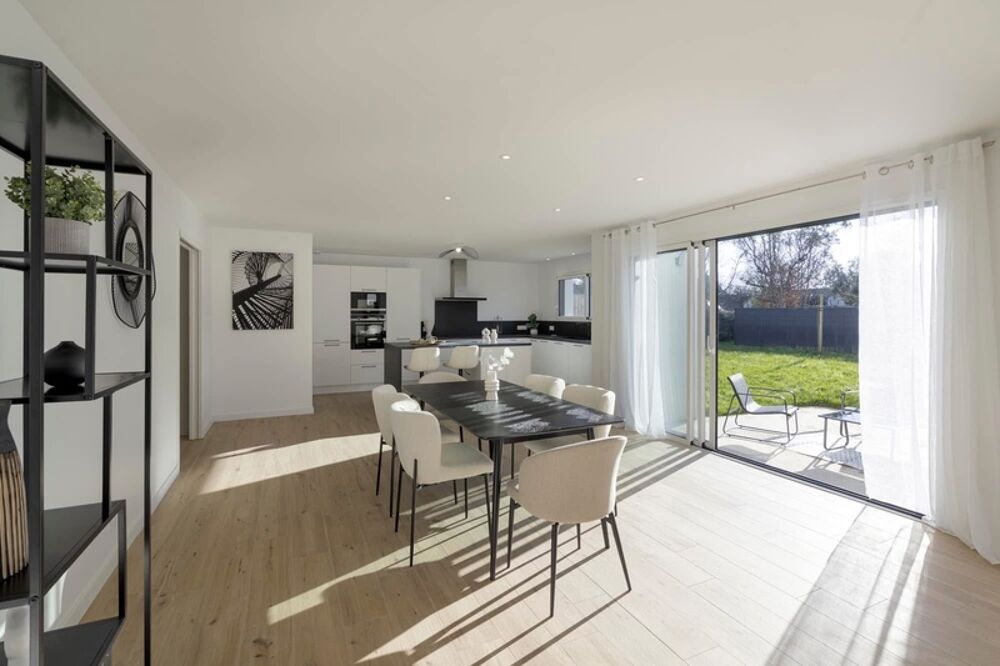 MAISON CONTEMPORAINE - 155 m² - SURZUR