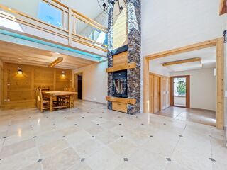 Vente Maison Propriete à vendre 9 pièces CHAMPANGES (74) Propriété de caractère de 312 m2 avec appartement indépendant – Élégance alpine, vol Champanges