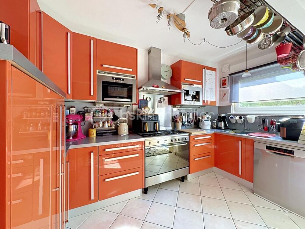 Vente Maison Maison lumineuse 4 chambres avec jardin, garage et combles aménageables à Tourcoing Tourcoing