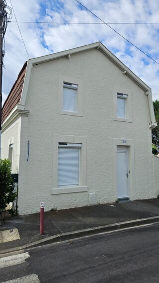  Maison à louer 4 pièces 92 m²