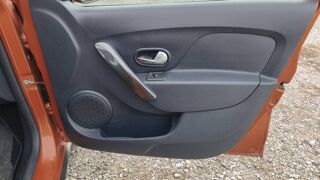 Sandero 0.9 TCe 90 Stepway Explorer - Entretien constructeur 2017 occasion 86100 Chatellerault