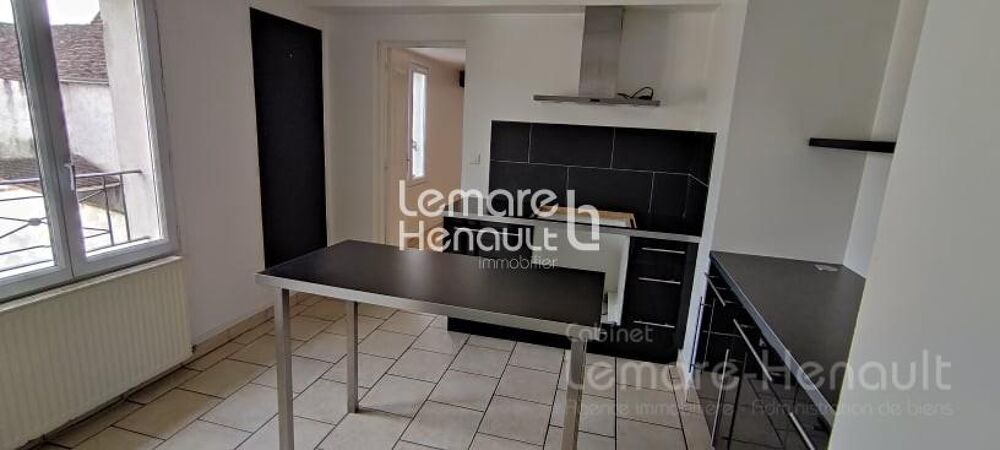 Grand F3 81.30 m², lumineux, proche centre ville