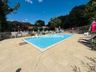  Maison à vendre 15 + pièces 216 m²