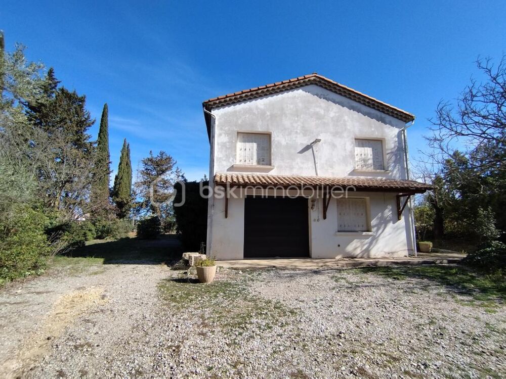 Grande maison sur 1600 m² de terrain