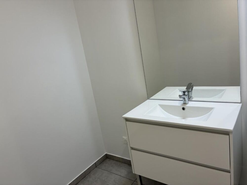 Location Appartement St Etienne Bel Air beau studio neuf Saint etienne