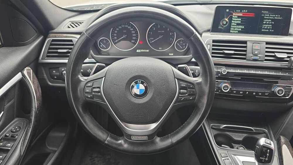 S&eacute;rie 3 (F30) 330e 252 BVA8 Luxury - 5 places Automatique 2016 occasion 91540 Mennecy