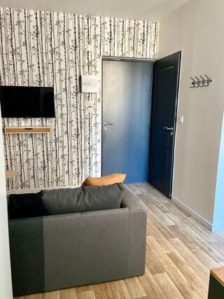  Appartement à louer 1 pièce 17 m²