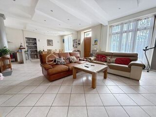  Maison  vendre 10 pices 223 m