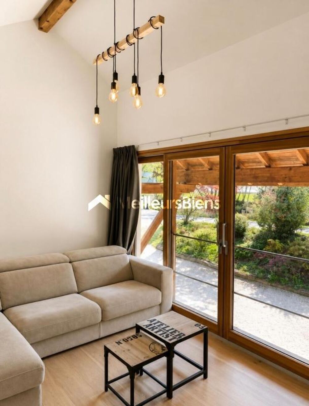 à vendre  Maison Saint-Genis-Pouilly (01630)