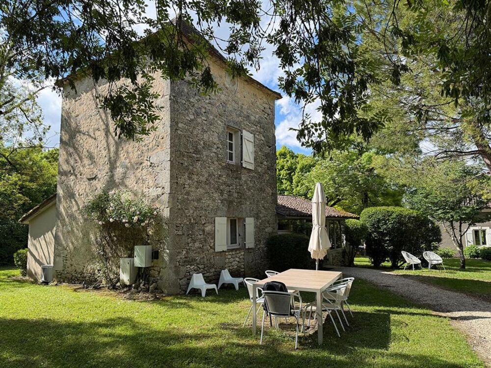 Vente Propriété/Château Domaine de vacances boutique exclusif entre Villeréal et Monpazier Saint etienne de villereal