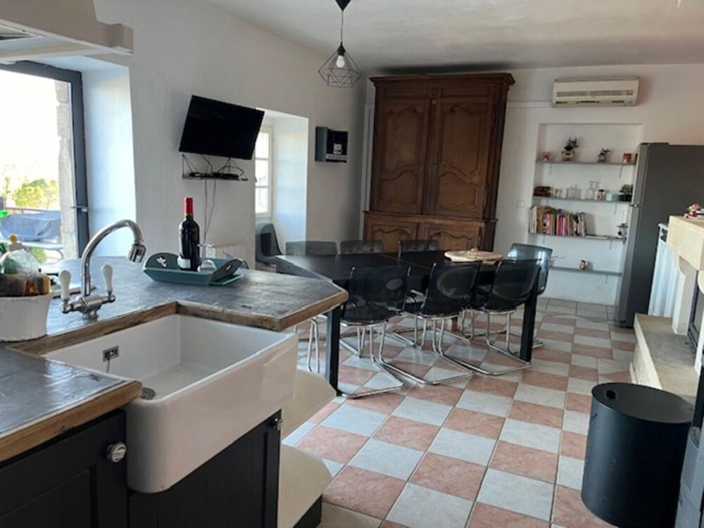 Vente Maison Maison en pierre avec piscine sur 8500 m² de terrain Bessas 10 pièce(s) 244 m2 Bessas