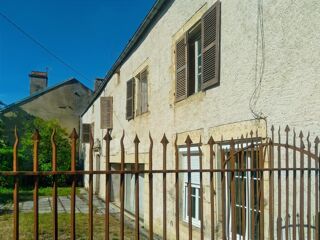  Maison à vendre 13 pièces 279 m²