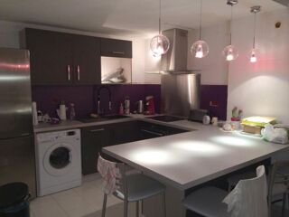  Appartement à louer 3 pièces 52 m²