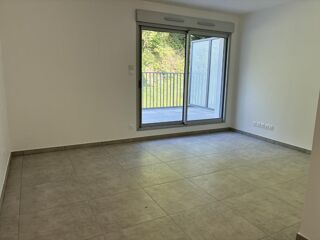  Appartement à louer 1 pièce 25 m²