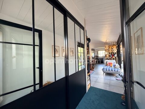   Maison r�cente en plein c�ur du Bois-Plage-en-R� � Une raret� � saisir ! Maison - 5 pi�ce(s) - 110 m�