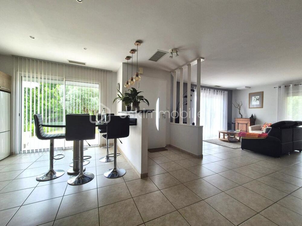 Vente Villa Villa de plain pied de 102 m2 aux prestations soignées Estibeaux