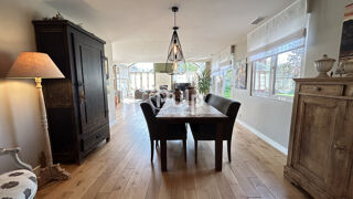  Maison  vendre 6 pices 180 m