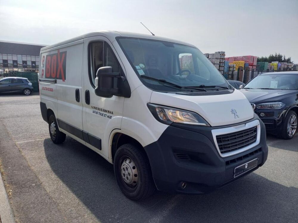 Boxer Premium 330 L1H1 2.0 BlueHDi 110 CH FOURGON TOLE 2018 occasion 14650 Carpiquet