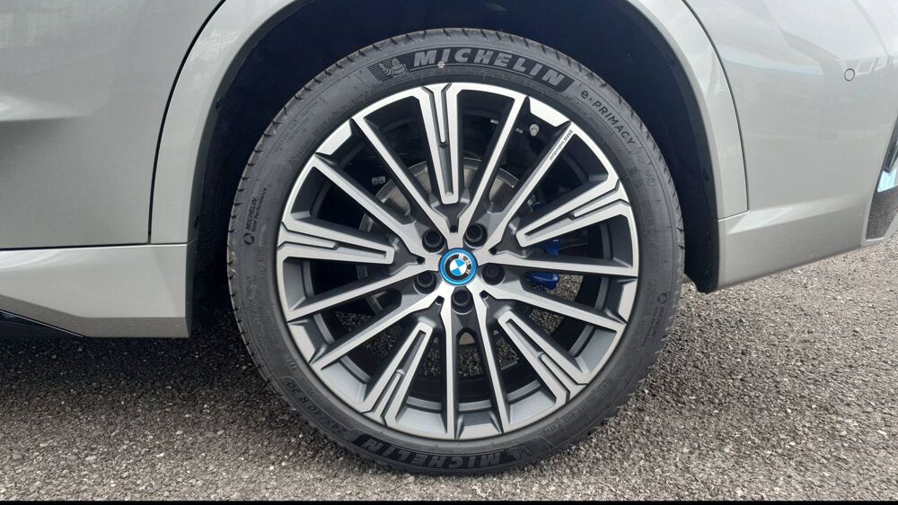 X1 (U11) xDrive 30e 326 Plug-in-Hybrid DKG7 M Sport - Premi&egrave;re 2024 occasion 63000 Clermont Ferrand