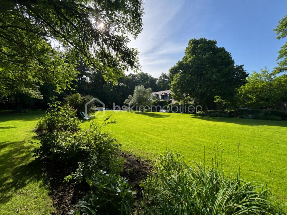 Ensemble immobilier de caractère avec deux habitations indépendantes dont un gîte aux portes de Tours