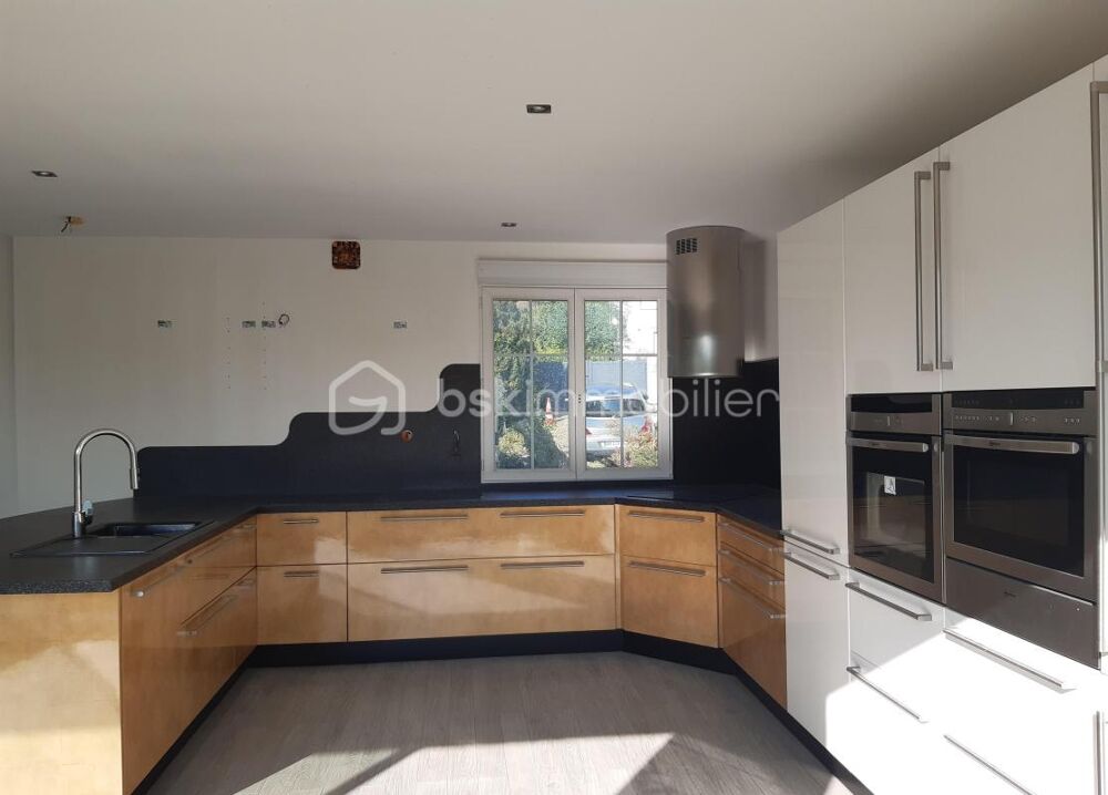à vendre  Propriété/château Germaine (51160)