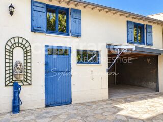  Maison à vendre 14 pièces 380 m²
