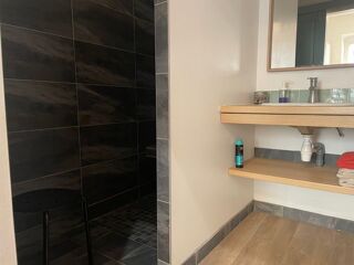  Appartement à louer 3 pièces 46 m²