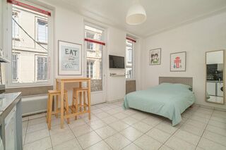  Appartement à louer 1 pièce 21 m²