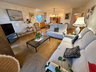  Appartement à vendre 6 pièces 148 m²