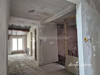  Immeuble � vendre 10 pi�ces 350 m�