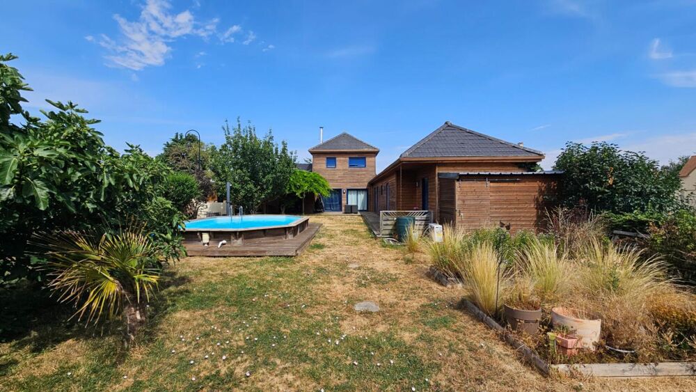 Vente Maison Houdan 3 mn / Maison familiale ossature bois de 195 m2 avec dépendances et piscine Houdan