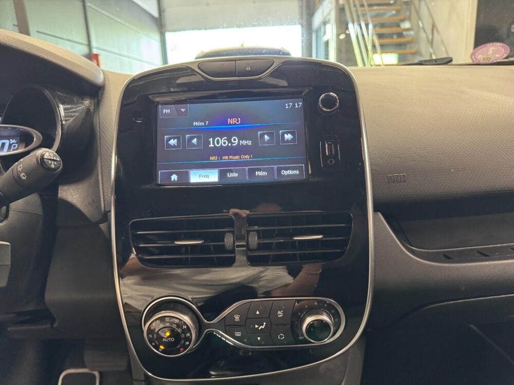 Clio IV TCe 120 Intens EDC 2015 occasion 78200 Mantes La Jolie