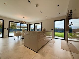  Villa  vendre 5 pices 146 m