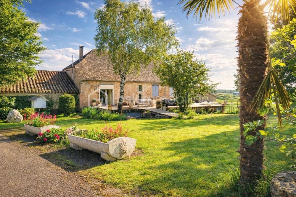Domaine authentique offrant gîte restauration, et événementiel dans un cadre naturel d'exception