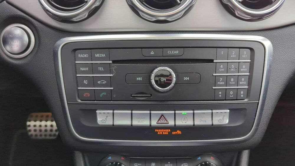 Classe GLA I 200 156 7G-Tronic Fascination - Automatique Toit ouvrant 2017 occasion 59480 La Bassee