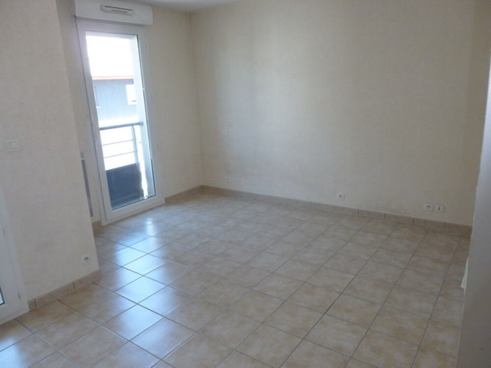 Location Appartement LOCATION STUDIO RODEZ BOURRAN SANS FRAIS D AGENCE Rodez