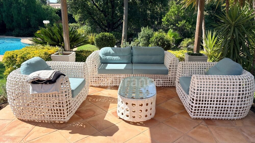 à vendre  Propriété/château Saint-Raphaël (83700)